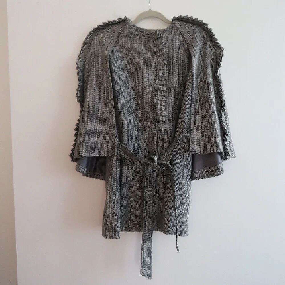 BANANA REPUBLIC X OLIVIA PALERMO Herringbone Ruffle Cape Academia Wool Blend XS - Picture 4 of 16